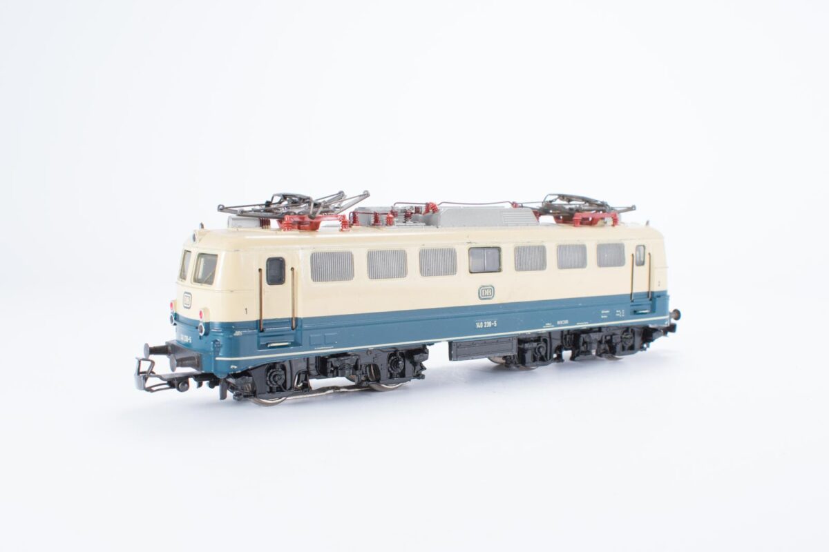 Märklin 3156 E-locomotief BR140 DB - Afbeelding 2