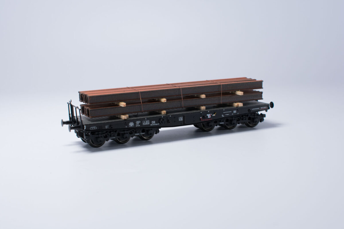 Märklin 48680 zwaarlastwagen met staalprofielen DB - Afbeelding 2