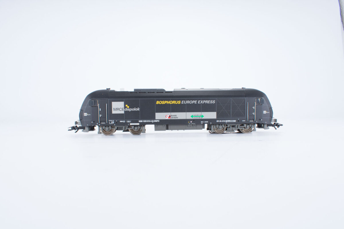 Märklin 36795 digitale diesellok BR223 MRCE MFX/sound - Afbeelding 9