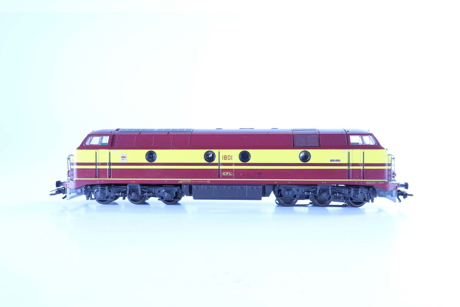 Locomotive Diésel CFL série 1800 HO Marklin 83468 Delta Locomotive Diésel CFL série 1800 HO Marklin 83468 Delta