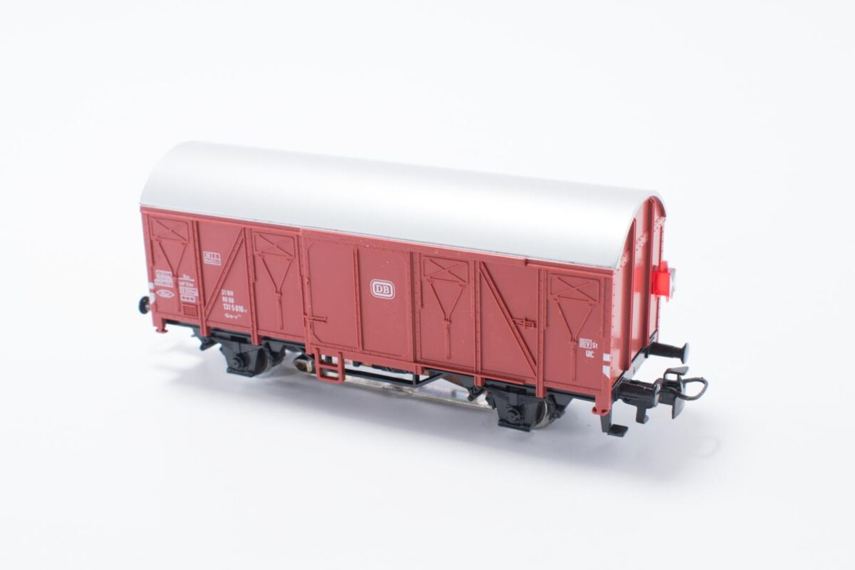 Märklin 4411 Gesloten goederenwagon met sluitlicht DB - Afbeelding 2