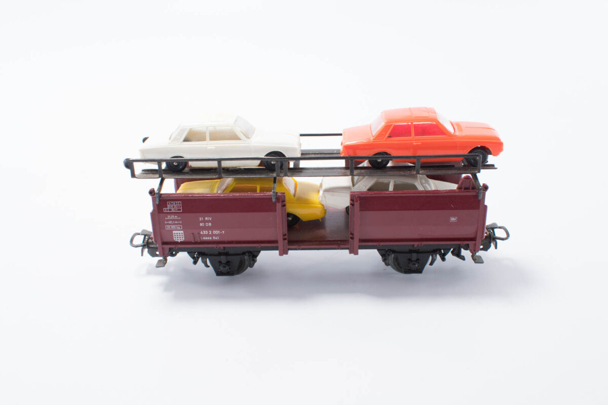 Märklin 4613 autotransportwagon beladen DB - Afbeelding 2