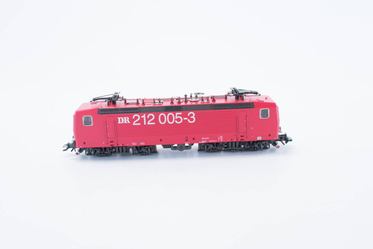 Märklin 3742 digitale Elektrische locomotief BR212 DR - Afbeelding 2