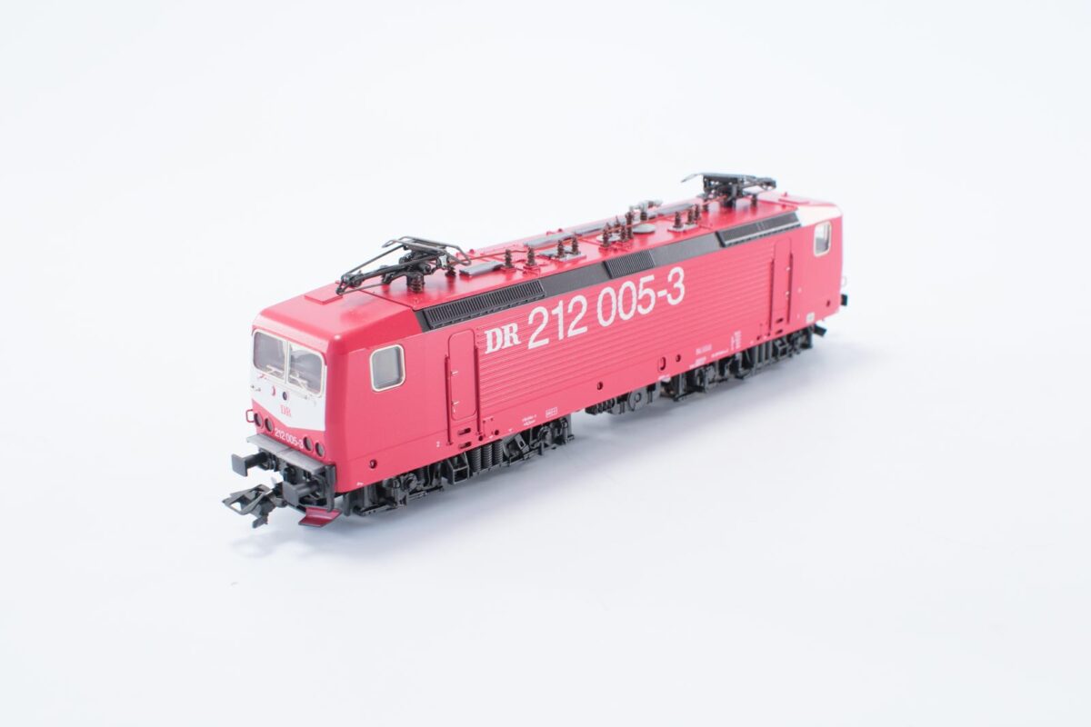 Märklin 3742 digitale Elektrische locomotief BR212 DR - Afbeelding 3