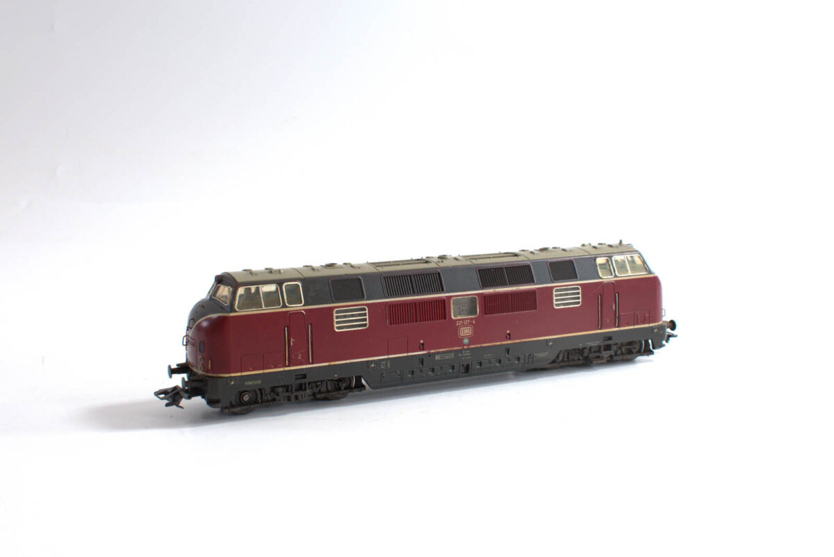 Märklin 3782 digitale diesellocomotief BR221 DB MFX/sound - Afbeelding 6