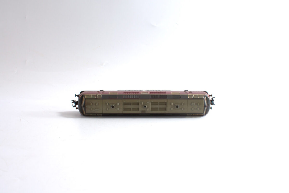 Märklin 3782 digitale diesellocomotief BR221 DB MFX/sound - Afbeelding 2