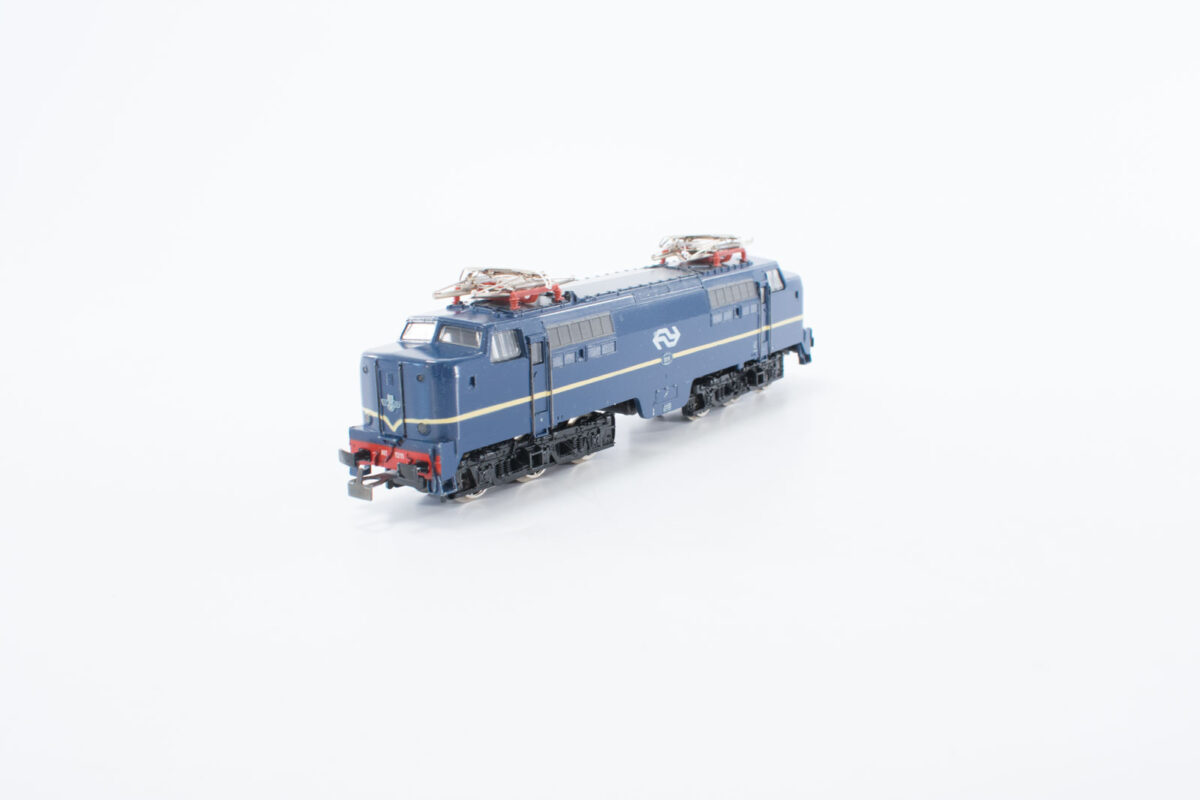 Märklin 3051-3 elelektrische locomotief 1211 met embleem NS - Afbeelding 5