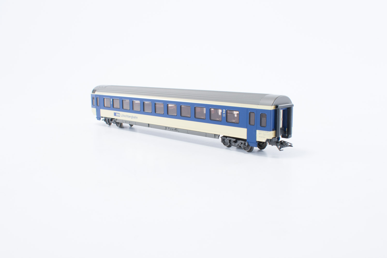 Märklin 4219  Personenrijtuig 2ekl BLS