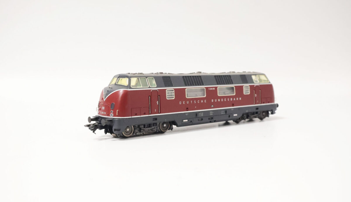 Märklin 37803 digitale diesellocomotief V200 DB FX sound - Afbeelding 6