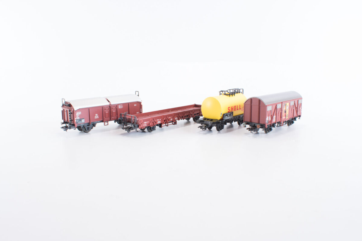 Märklin 29845 Digitale startset met 2 locomotieven wagons  en besturing en C-rails - Afbeelding 10