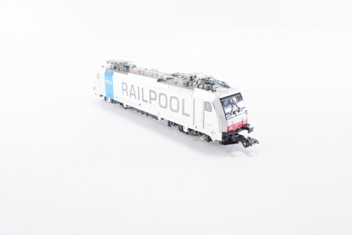 Märklin elektrische locomotief E186 railpool uit set 29450 - Afbeelding 2