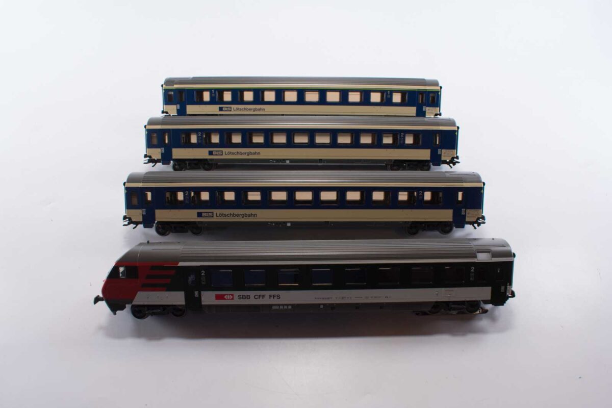 Märklin 42167 vierdeige pendelrijtuigen set SBB BLS - Afbeelding 3