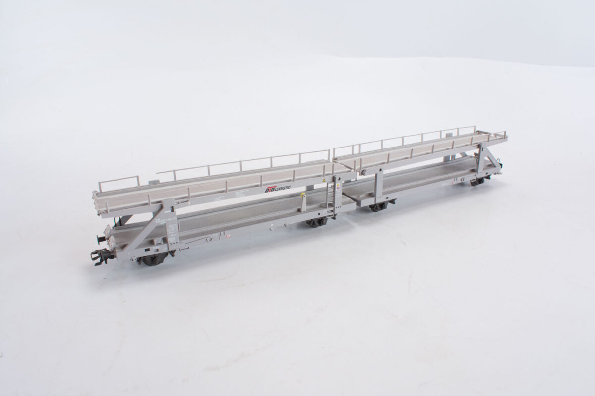 Märklin 47122 autotransportwagon beladen met Mercedes A klasse DB - Afbeelding 3