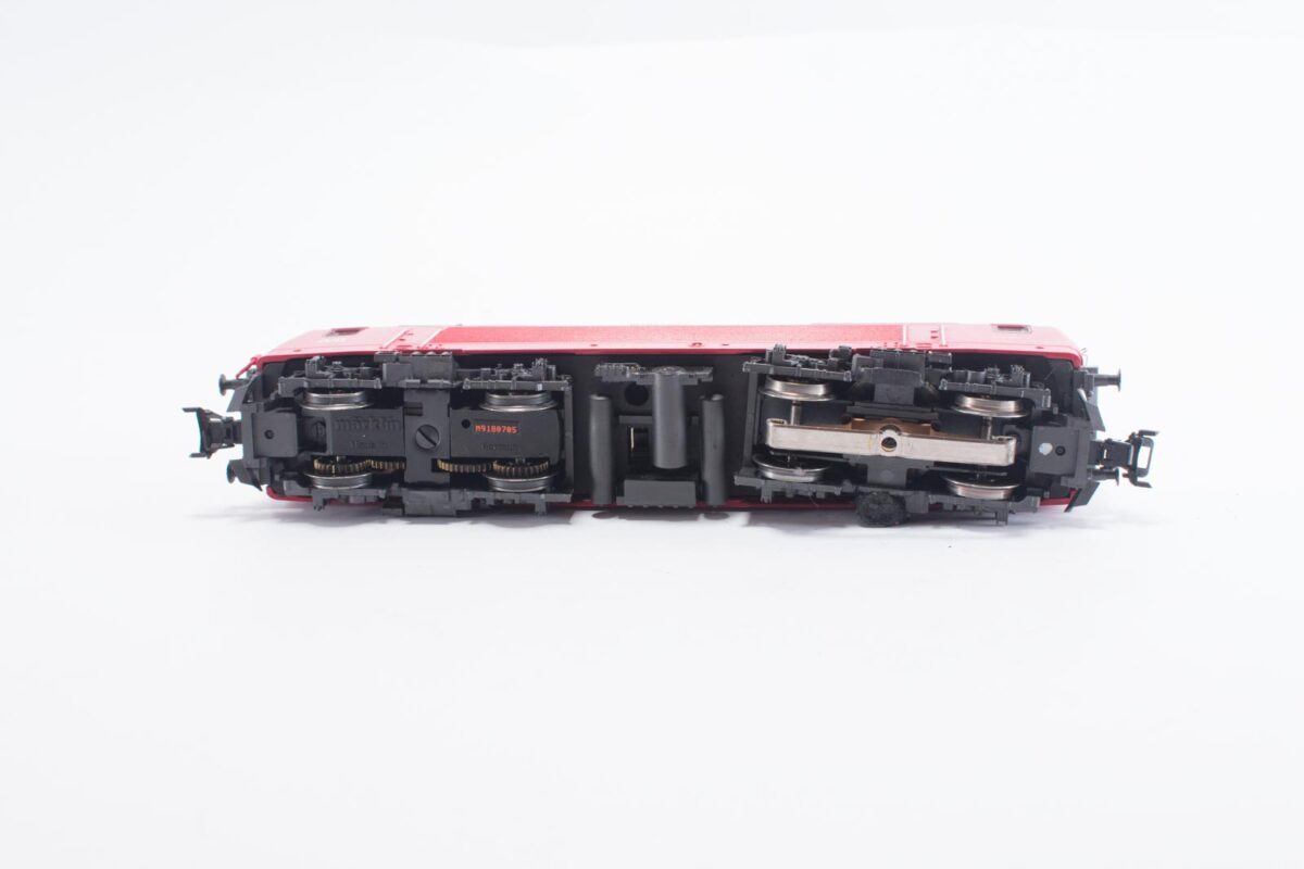 Märklin 34431 digitale elektrische locomotief BR143 DB - Afbeelding 7