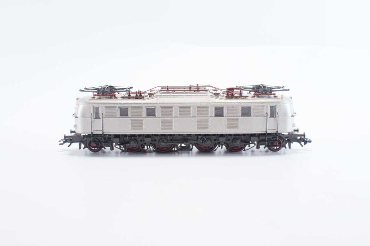 Märklin digitale elektrische locomotief E18 DB - Afbeelding 4