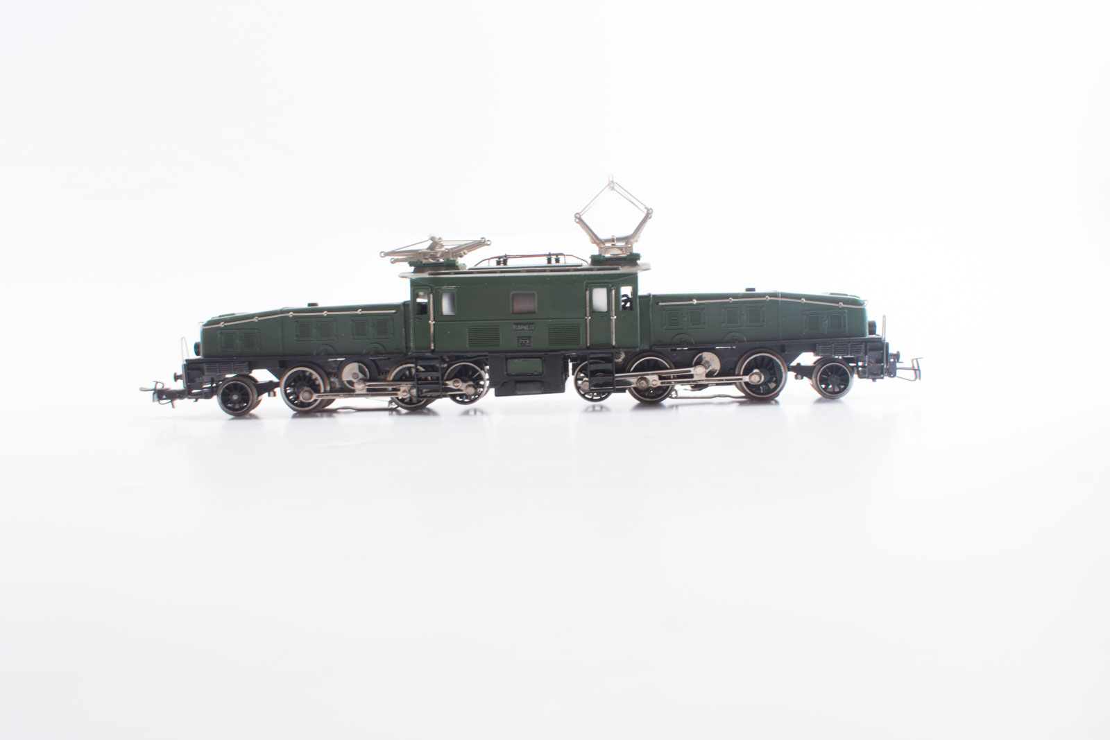 _DSC0031 Märklin CCS800 elektrische locomotief Ce6/8SBB - Afbeelding 1