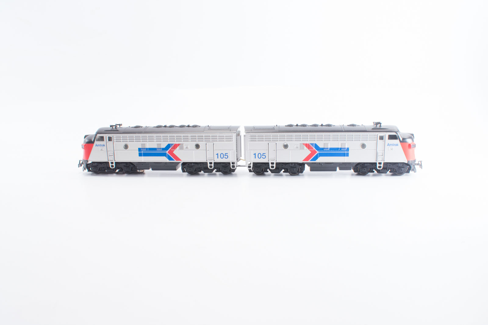 _DSC0063 Märklin 33621 diesellocomotief EMD F7 Amtrak - Afbeelding 1
