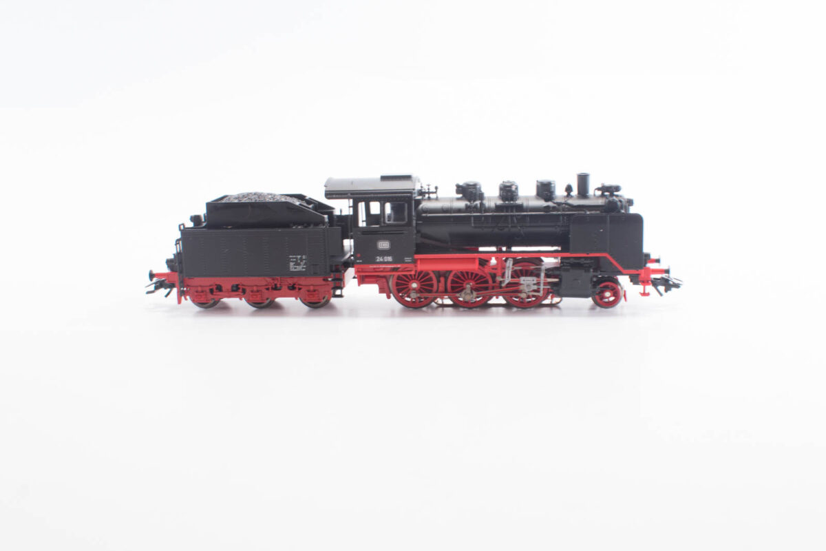 Märklin 36240 digitale stoomlocomotief BR24 DB - Afbeelding 3