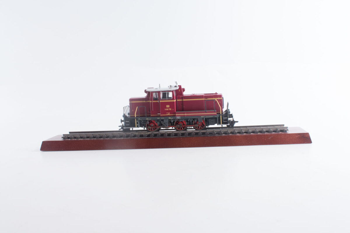 Märklin 37861 digitale diesellocomotief V60 DB MFX/DCC/sound/telex - Afbeelding 2