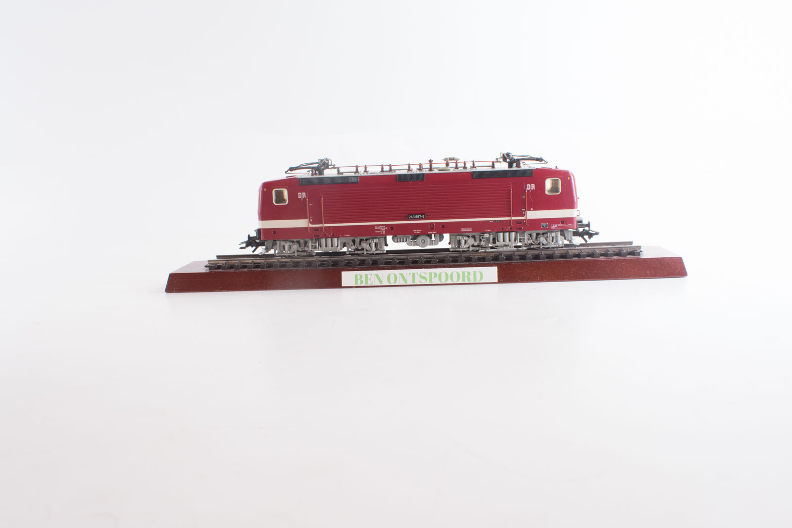 Märklin 3743 digitale elektrische locomotief BR243 DR
