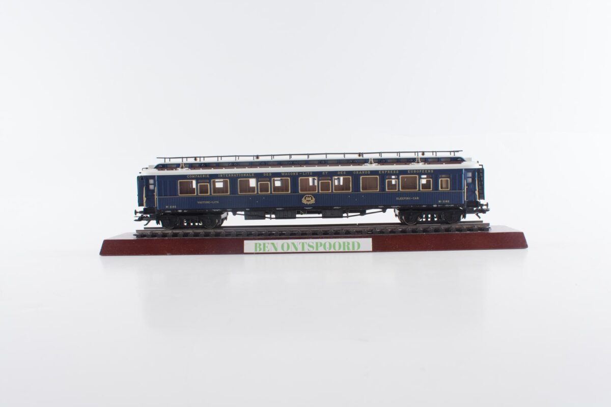 Märklin 42796 sneltreinrijtuigenset CIWL Oriënt express - Afbeelding 2