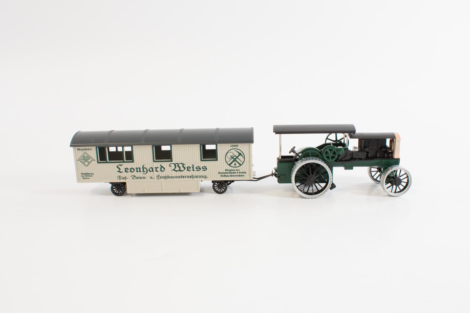 Märklin 1883 stoomtractor met woonwagen