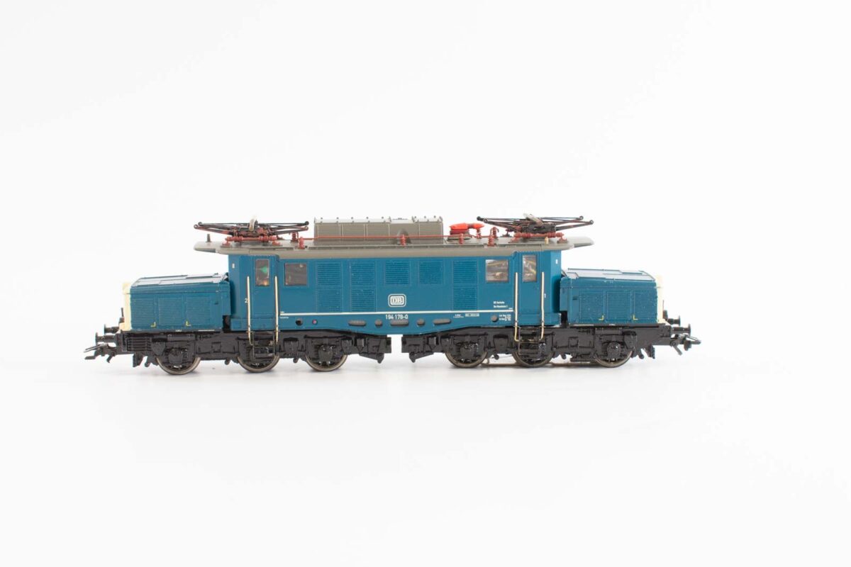 Märklin 3422  digitale elektrische locomotief BR194 DB - Afbeelding 4