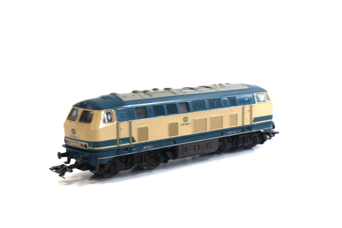 Märklin 3074 digitale Diesellocomotief BR216 DB - Afbeelding 2
