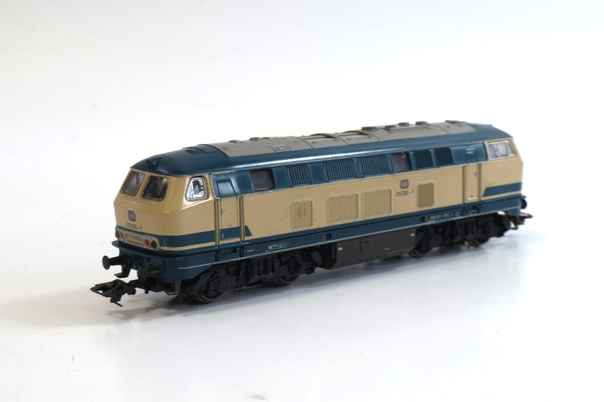 Märklin 3074 digitale Diesellocomotief BR216 DB - Afbeelding 4