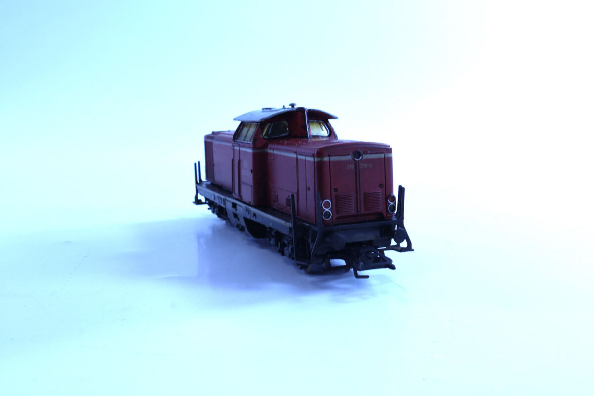 Märklin digitale  diesellocomotief BR212 DB - Afbeelding 6