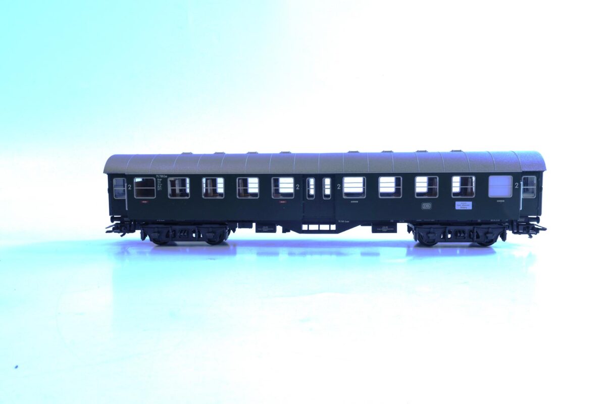 Märkllin 42756 personenwagen-set buurtverkeer DB - Afbeelding 3