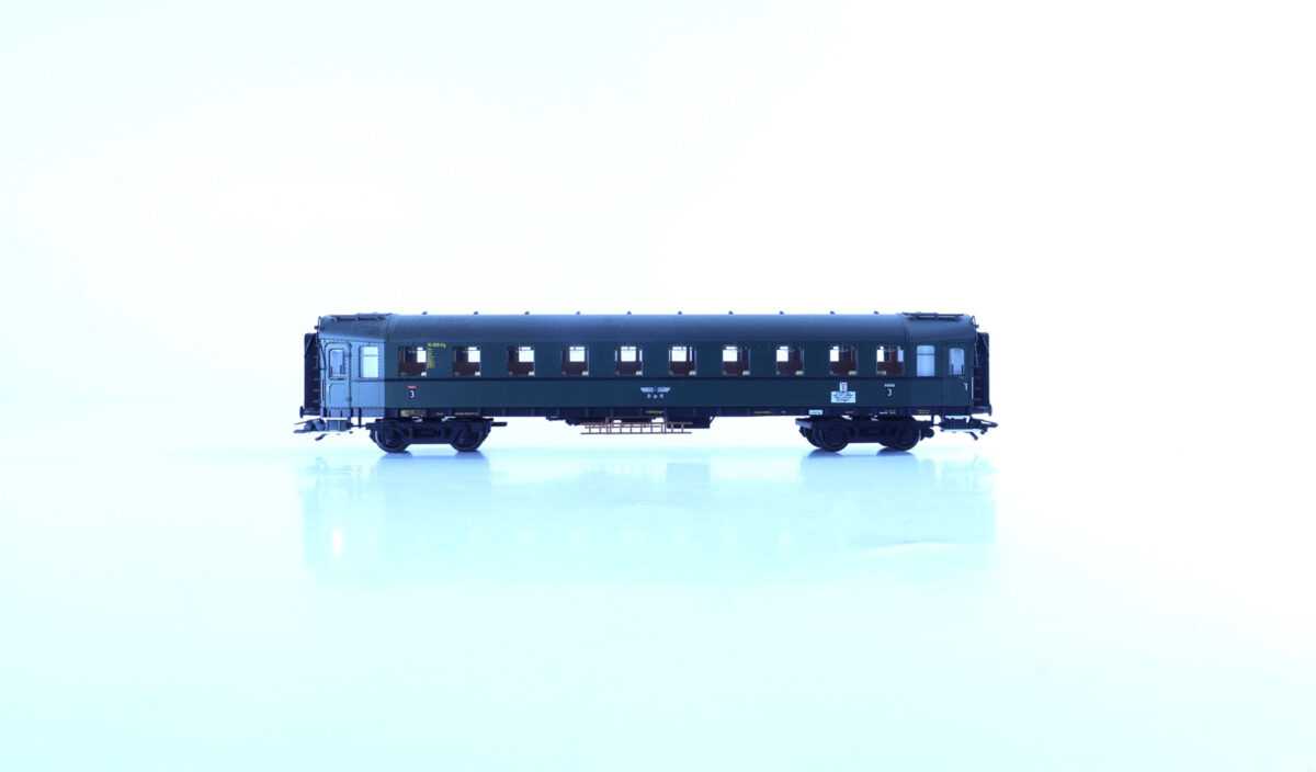 Märklin 43256 sneltrein wagenset Berlijn Stuttgart DR - Afbeelding 2