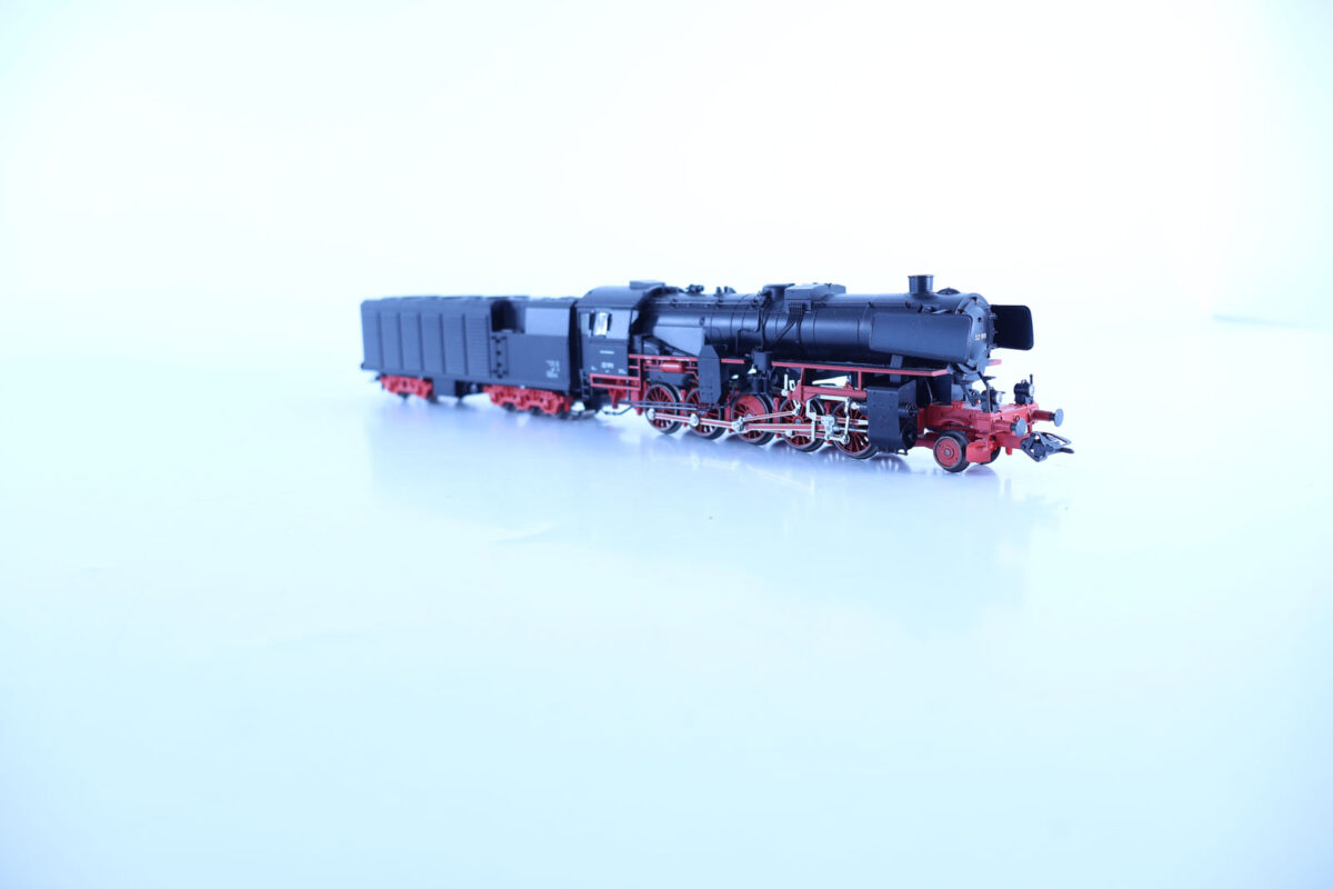 Märklin 37171 digitale stoomlocomotief BR52 met condenstender DB - Afbeelding 2