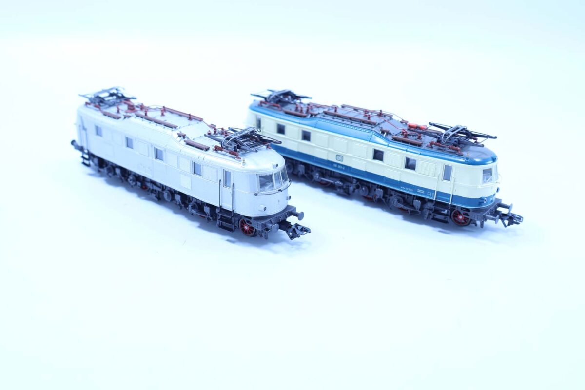 Märklin 3667 elektrische locomotieven set met BR118 en E18 DB - Afbeelding 8