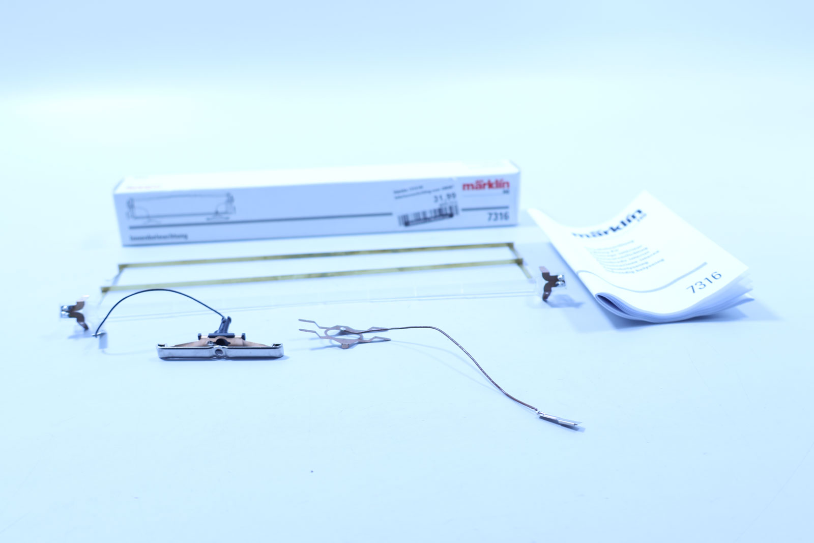 IMG_0119 `Märklin 7316 interieurverlichting voor rijtuigen - Afbeelding 1