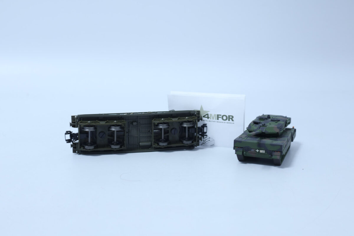 Märklin 48711 4Mfor zwaarlastwagen met Leopard II tank - Afbeelding 5
