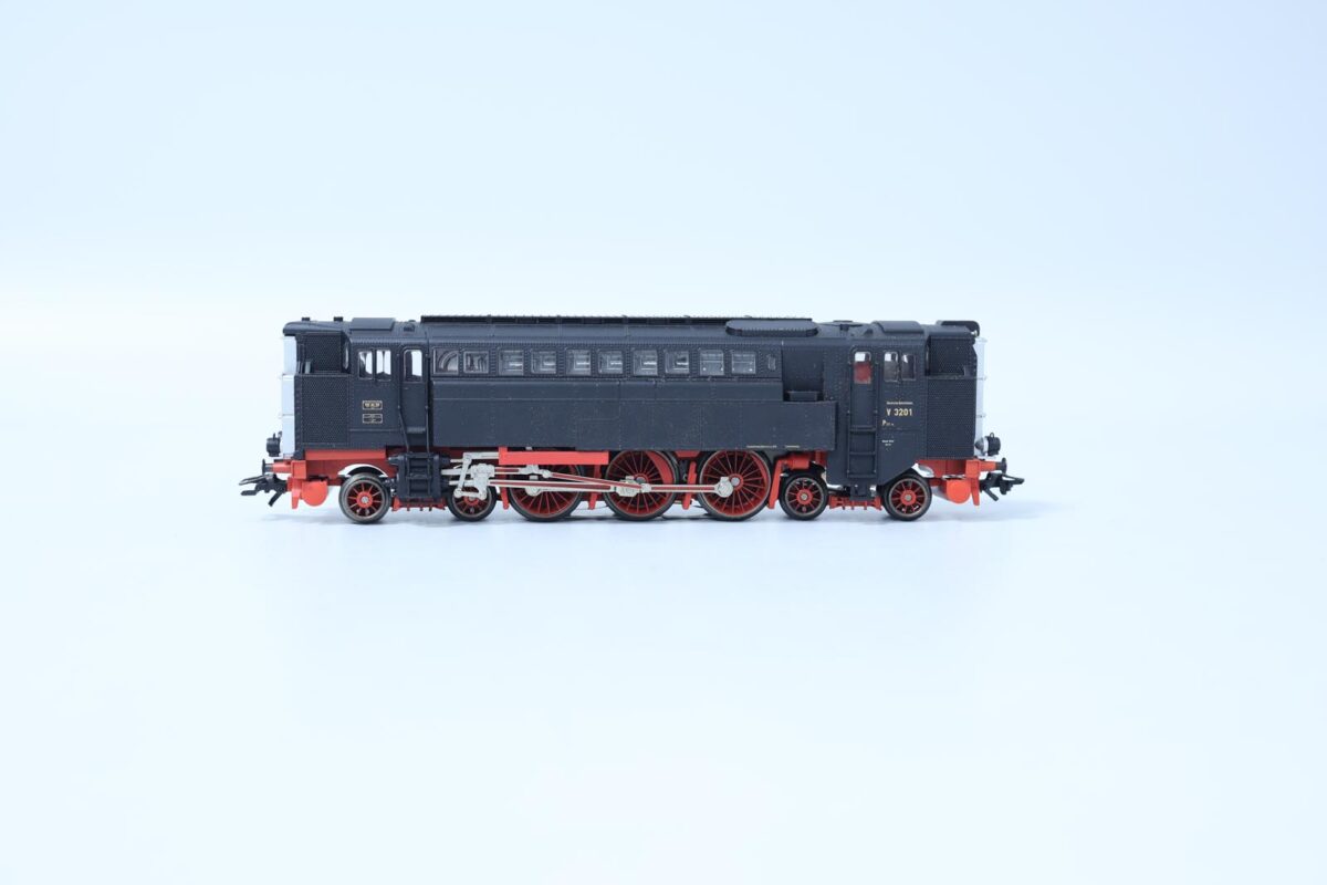 Märklin 3720 digitale diesellok V32 DB - Afbeelding 3