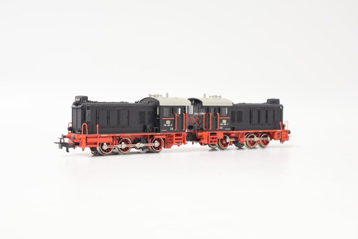 Märklin 3346 dubbeltractie diesellocomotieven BR236 DB - Afbeelding 3