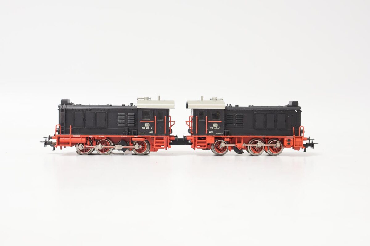 Märklin 3346 dubbeltractie diesellocomotieven BR236 DB - Afbeelding 4