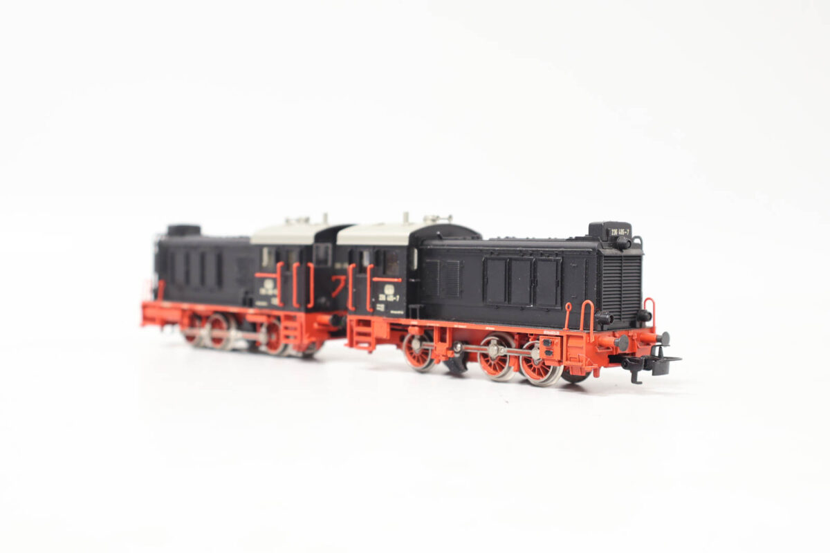 Märklin 3346 dubbeltractie diesellocomotieven BR236 DB - Afbeelding 6