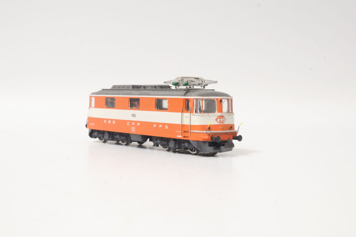Hag 210 digitale Elektrische locomotief Re4/4IISWiss express  AC - Afbeelding 5
