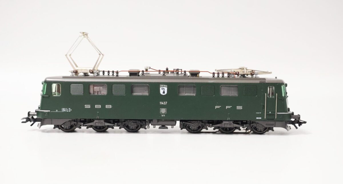 Märklin 3337 digitale elektrische locomotief Ae6/6SBB - Afbeelding 4