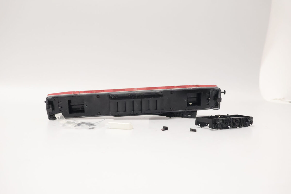 Brawa 0335 diesellocomotief type 232 voor onderdelen - Afbeelding 3