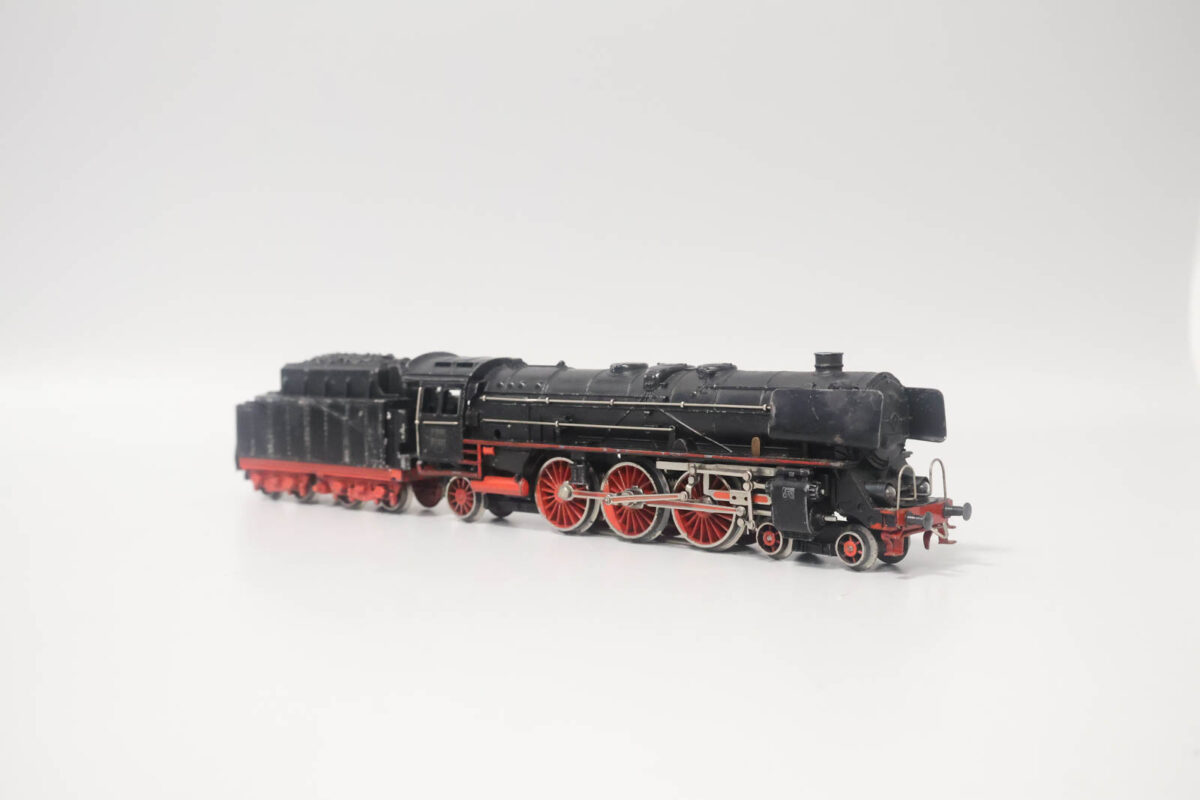Märklin F800 stoomlocomotief BR01 DB uitgave 2 - Afbeelding 2
