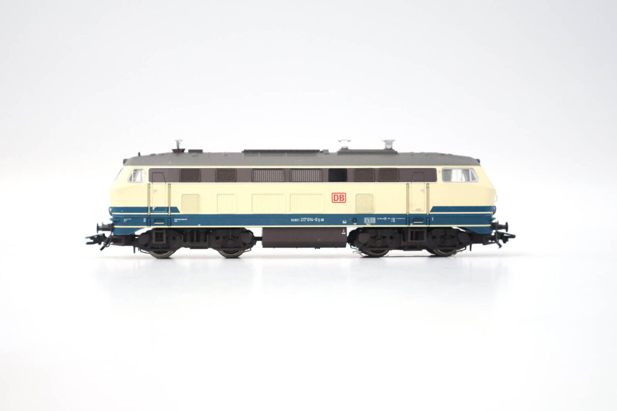 Märklin 37824 diesellocomotief serie 221 DB MFX/DCC/Sound - Afbeelding 8