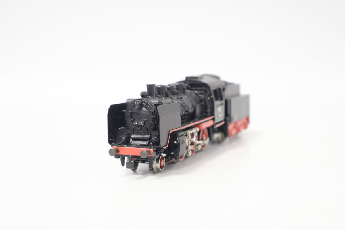 Märklin 3003 stoomlocomotief BR24 DB - Afbeelding 2