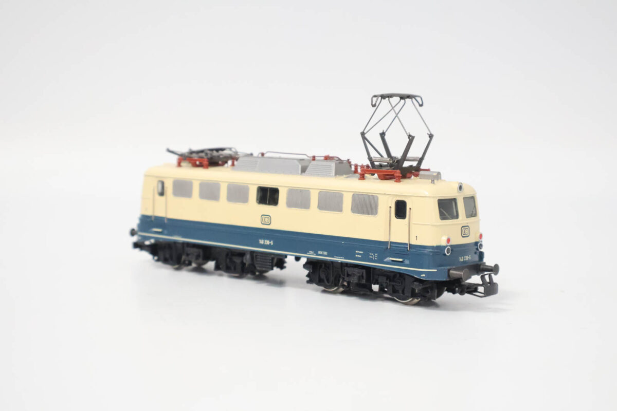 Märklin 3156 Elektroklocomotief BR140 DB - Afbeelding 2