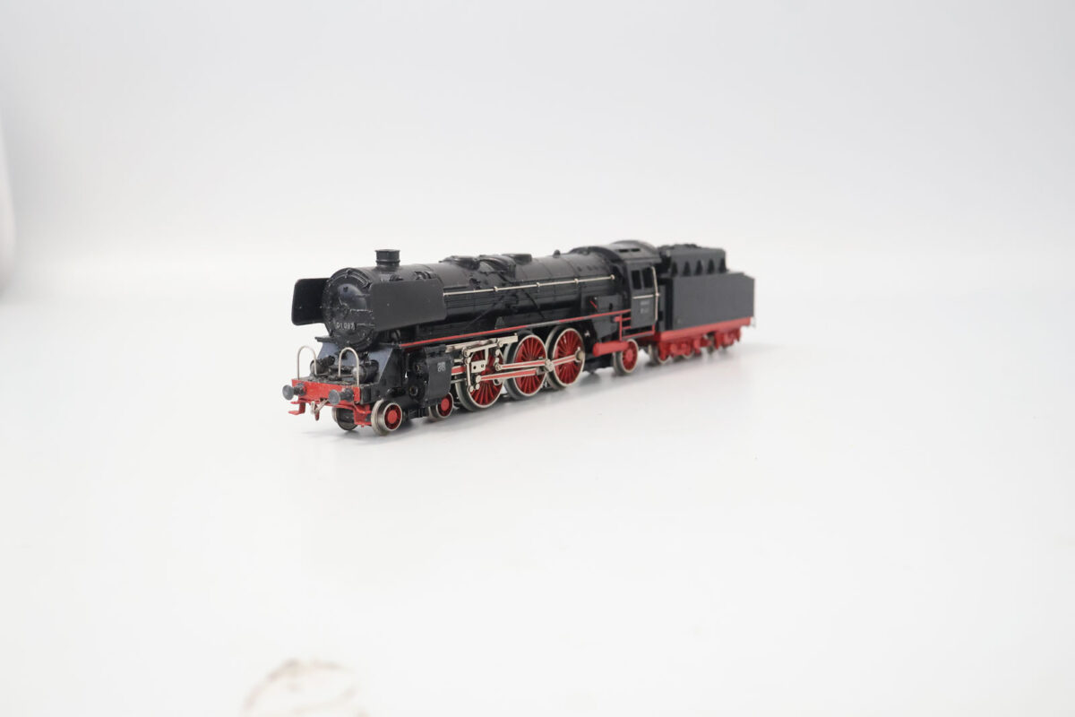 Märklin F800 stoomlokomotief BR01 DB in ruitdoos - Afbeelding 3
