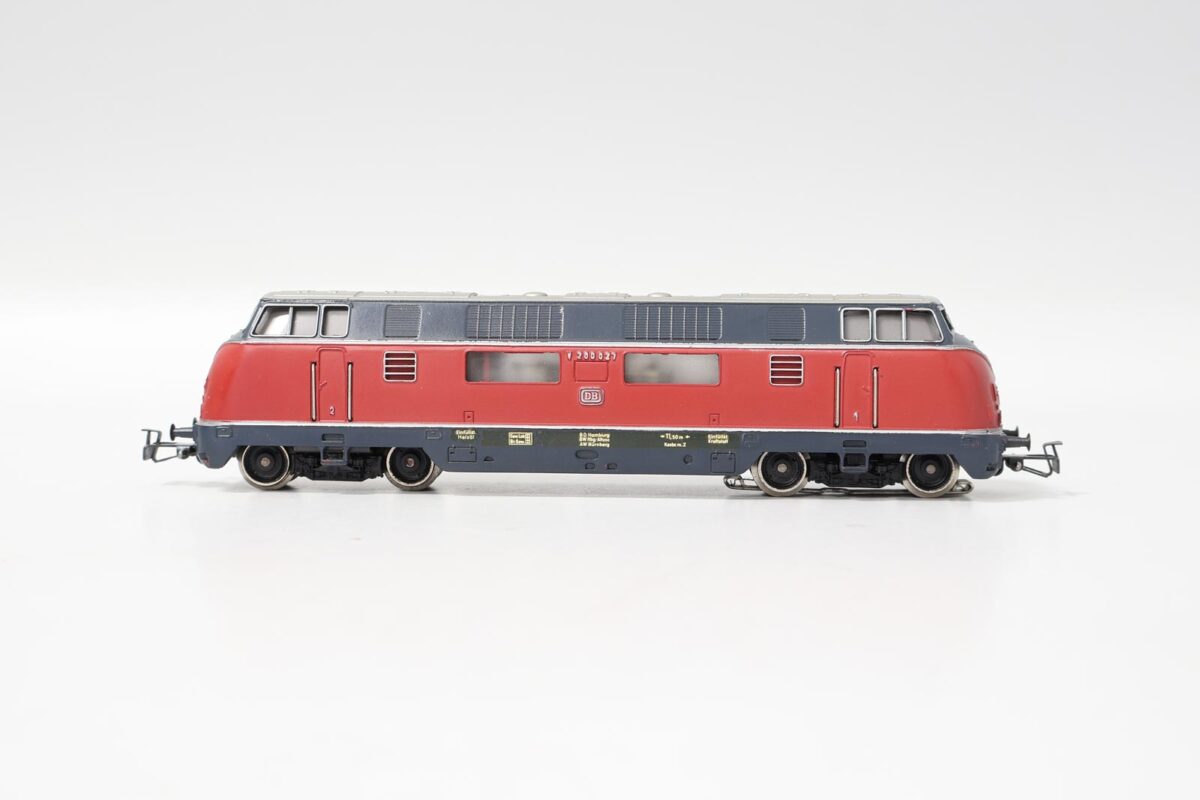 Märklin 3021 diesellocomotief V200 DB - Afbeelding 4