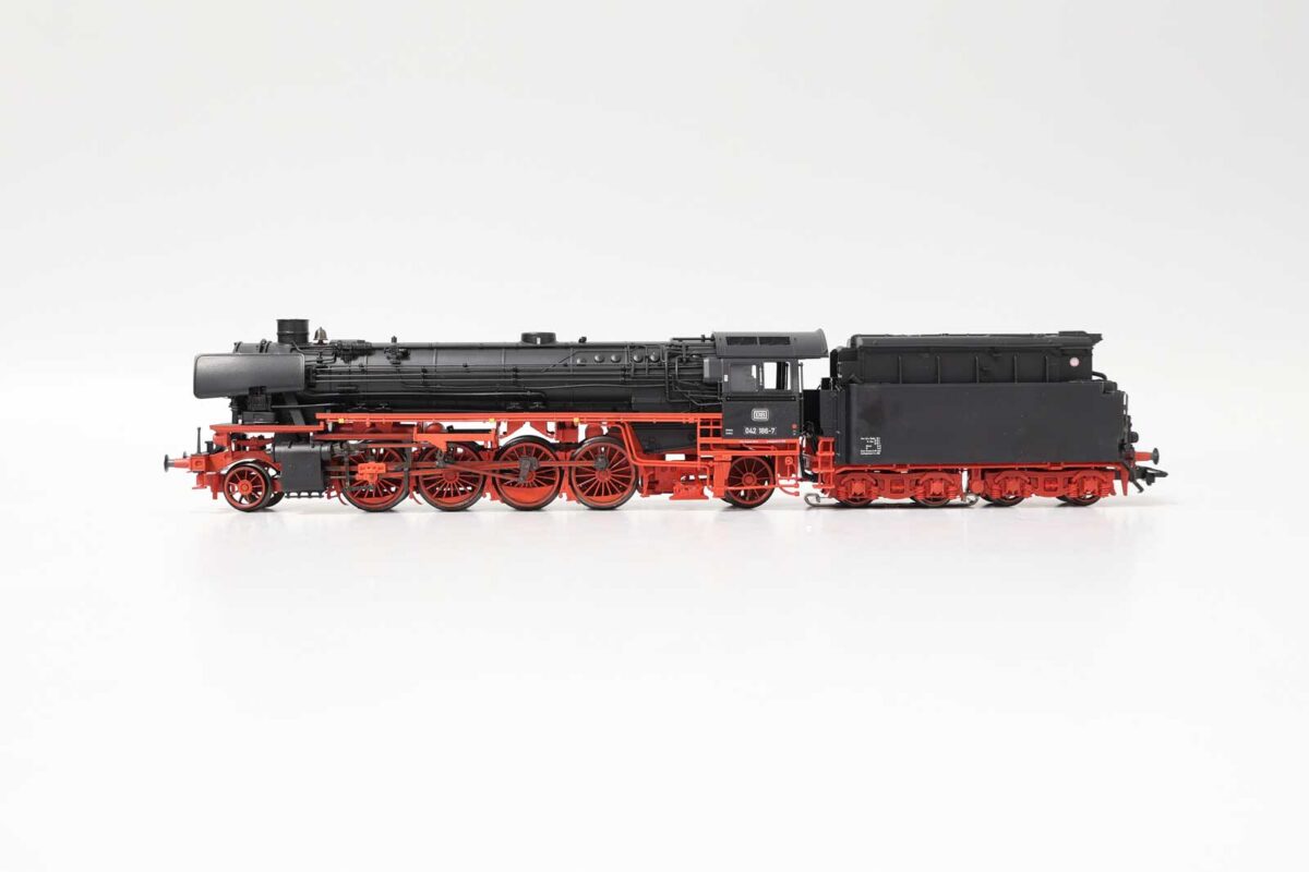 MÄrklin 37926 stoomlocomotief type 042 DB - Afbeelding 4